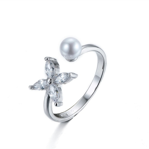 Elegant Adjustable Flower Pearl Ring - Picture 3 of 3